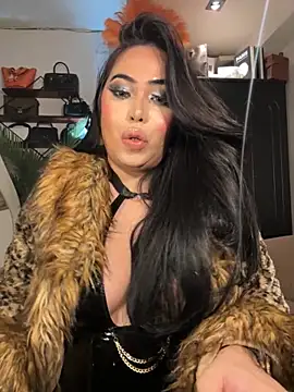 BigDominaMia online show from November 10, 3:11 pm