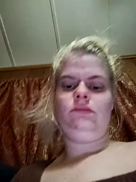 Snapshot of BadAssBitchMakayla chatting on February 3, 7:52 pm BadAssBitchMakayla online show from February 3, 7:52 pm