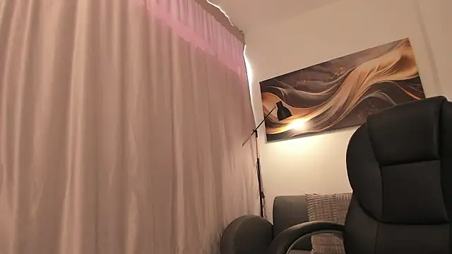 SALOME F0X  online show from January 7, 7:27 pm