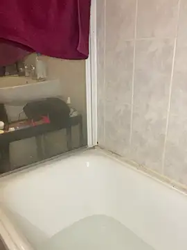 Snapshot of callmelouve chatting on February 20, 11:43 pm callmelouve online show from February 20, 11:43 pm