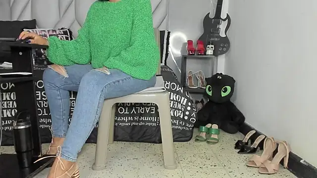 MirandaHaguen online show from May 18, 8:58 pm