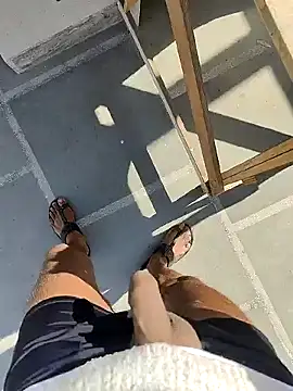 Snapshot of Player_Aadi chatting on December 11, 6:14 am Player Aadi online show from December 11, 6:14 am