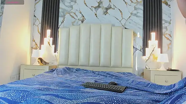 mollieblue69 online show from March 11, 12:39 pm