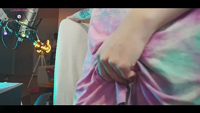 yourprettykate online show from December 20, 11:10 am