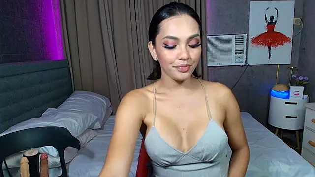 Snapshot of Pretty_Cassie69 chatting on May 27, 3:03 am Pretty Cassie69 online show from May 27, 3:03 am