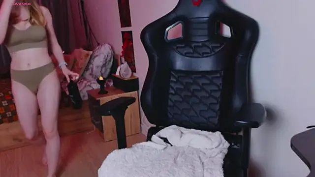  whiteprincess online show from October 23, 10:36 am