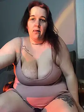 Lia-Bloom online show from February 23, 1:35 am