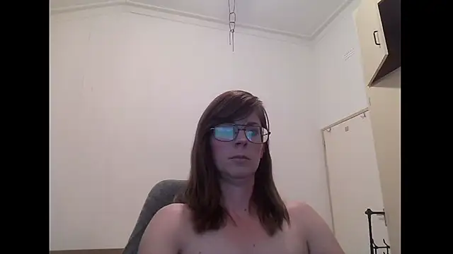 SavannaGirly online show from March 13, 7:48 am