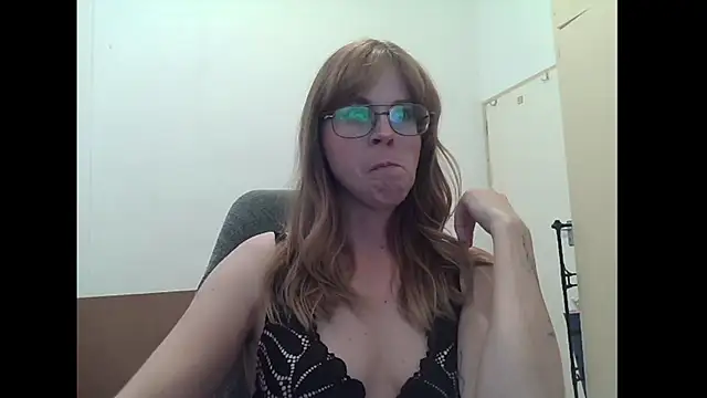 SavannaGirly online show from July 18, 11:47 am