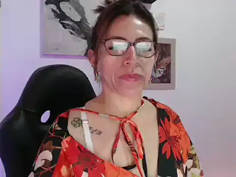 Chayla Ruiz online show from December 29, 1:38 pm