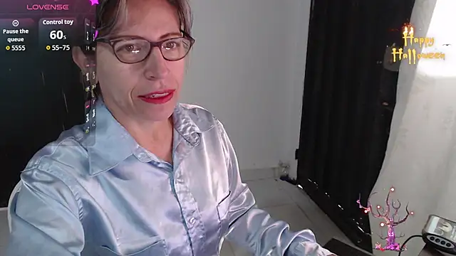 Snapshot of Chayla_Ruiz chatting on November 15, 11:07 am Chayla Ruiz online show from November 15, 11:07 am