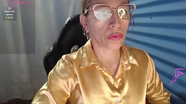 Snapshot of Chayla_Ruiz chatting on May 13, 12:46 pm Chayla Ruiz online show from May 13, 12:46 pm