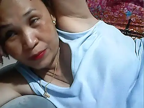 Lhadycarolyn online show from April 22, 1:30 am