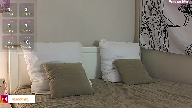 Snapshot of LisaSweetie chatting on December 21, 9:25 pm LisaSweetie online show from December 21, 9:25 pm