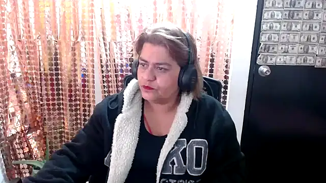 Snapshot of NAILAH_SANZ chatting on March 1, 9:40 am NAILAH SANZ online show from March 1, 9:40 am