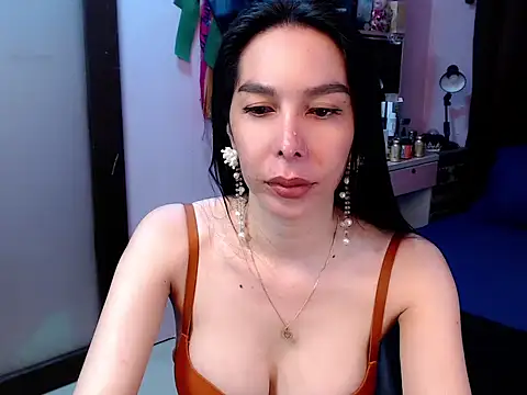 Snapshot of TSDESIREcindy29 chatting on November 7, 9:31 am TSDESIREcindy29 online show from November 7, 9:31 am