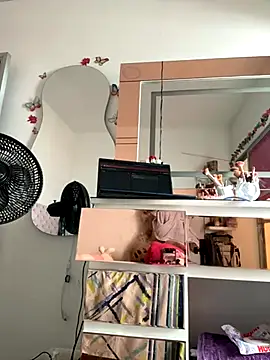 jailyncam  online show from December 19, 1:40 pm