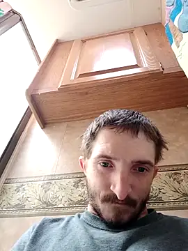 Snapshot of bigjoshc88 chatting on April 17, 8:23 pm bigjoshc88 online show from April 17, 8:23 pm