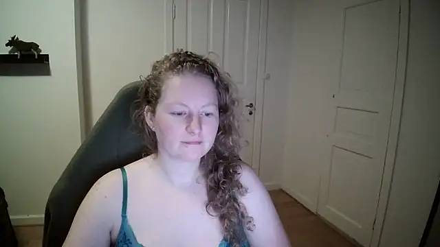 Girlnina-1995 online show from December 3, 5:01 pm