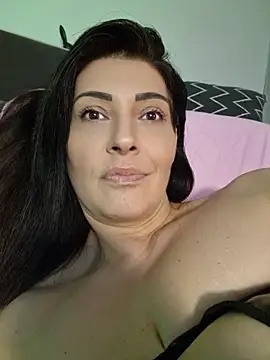 Snapshot of AryaSummersReal chatting on June 29, 1:55 pm AryaSummersReal online show from June 29, 1:55 pm