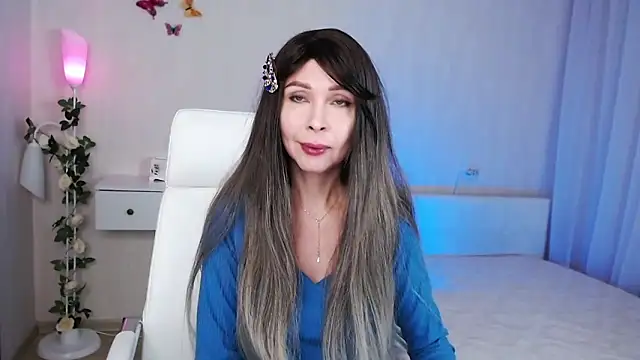 Snapshot of wendifoste chatting on December 10, 7:00 pm wendifoste online show from December 10, 7:00 pm