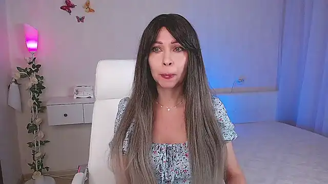 Snapshot of wendifoste chatting on February 11, 6:01 pm wendifoste online show from February 11, 6:01 pm