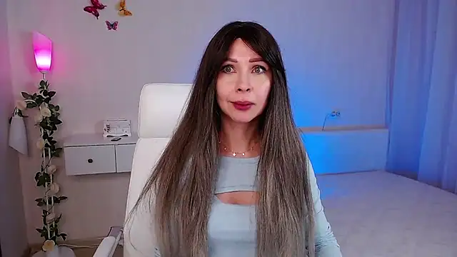 Snapshot of wendifoste chatting on February 17, 8:36 pm wendifoste online show from February 17, 8:36 pm