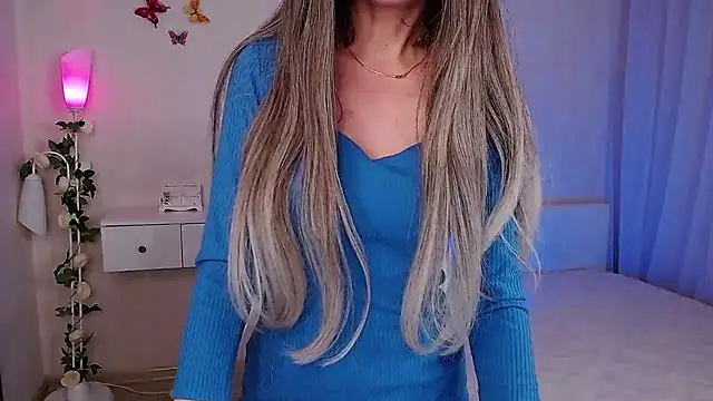 Snapshot of wendifoste chatting on February 24, 8:03 pm wendifoste online show from February 24, 8:03 pm