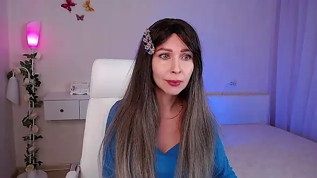 Snapshot of wendifoste chatting on March 3, 6:44 pm wendifoste online show from March 3, 6:44 pm