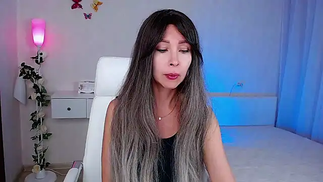 Snapshot of wendifoste chatting on September 24, 6:33 pm wendifoste online show from September 24, 6:33 pm