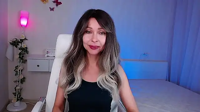 Snapshot of wendifoste chatting on October 17, 6:43 pm wendifoste online show from October 17, 6:43 pm