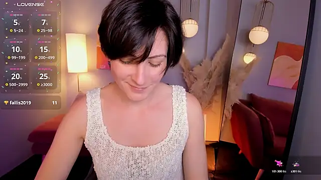 Snapshot of LorenDaze chatting on June 10, 2:16 pm LorenDaze online show from June 10, 2:16 pm