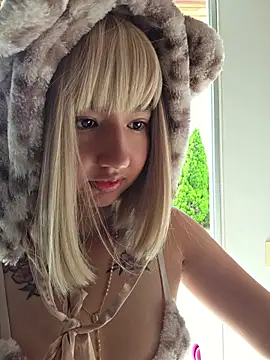 Pinkie Princes online show from July 15, 1:38 pm