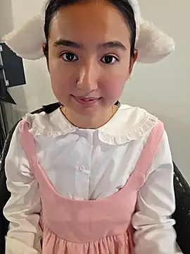Pinkie Princes online show from July 29, 2:48 pm