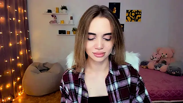 Snapshot of aPieceOfJoy chatting on December 6, 11:03 pm aPieceOfJoy online show from December 6, 11:03 pm