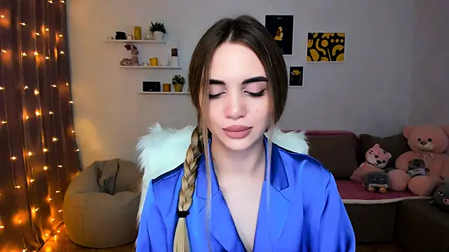 Snapshot of aPieceOfJoy chatting on December 20, 12:08 am aPieceOfJoy online show from December 20, 12:08 am