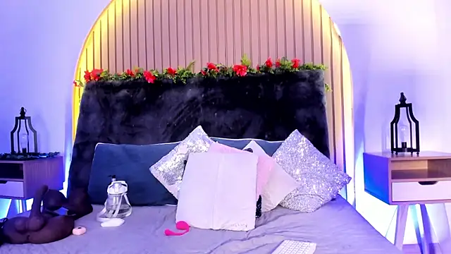 Snapshot of Karlagonzales_ chatting on February 1, 12:40 am Karlagonzales online show from February 1, 12:40 am