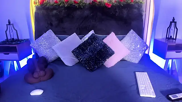 Snapshot of Karlagonzales_ chatting on February 3, 6:39 pm Karlagonzales online show from February 3, 6:39 pm