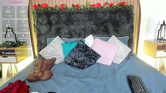 Snapshot of Karlagonzales_ chatting on February 13, 7:32 pm Karlagonzales online show from February 13, 7:32 pm