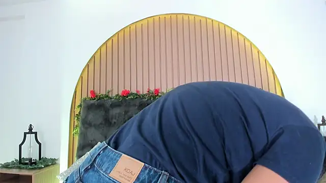 Snapshot of Karlagonzales_ chatting on March 5, 6:59 pm Karlagonzales online show from March 5, 6:59 pm