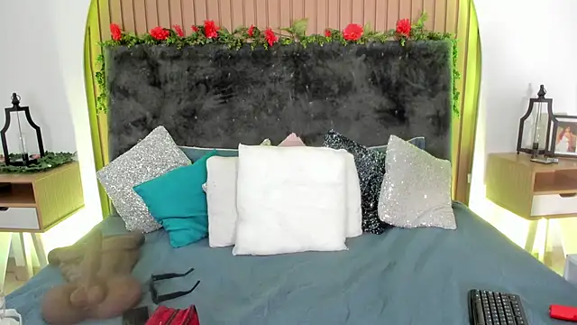 Snapshot of Karlagonzales_ chatting on March 12, 7:20 pm Karlagonzales online show from March 12, 7:20 pm