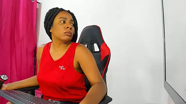 Snapshot of Pamela_noah22 chatting on April 15, 8:32 am Pamela noah22 online show from April 15, 8:32 am