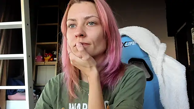 karo123421 online show from October 27, 9:13 am