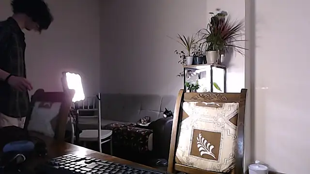 Snapshot of Herman_Elfi chatting on February 13, 2:42 pm Herman Elfi online show from February 13, 2:42 pm