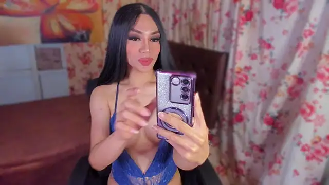 Miss Lara69 online show from December 17, 1:33 am