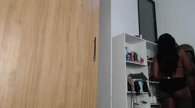 peeky pinky online show from March 2, 3:45 am