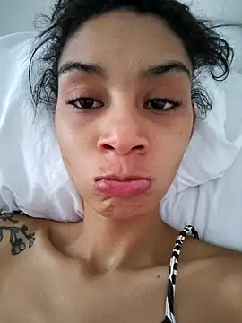 Leaberry online show from November 10, 12:15 pm