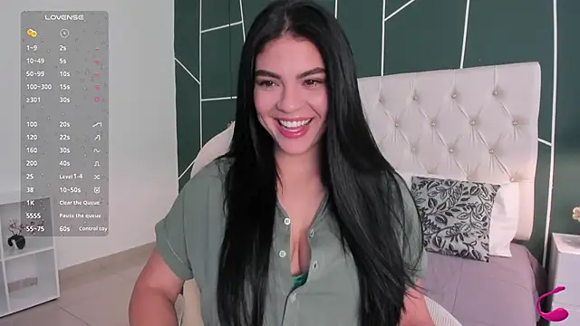 Snapshot of Veronicalanx1 chatting on October 18, 12:28 pm Veronicalanx1 online show from October 18, 12:28 pm