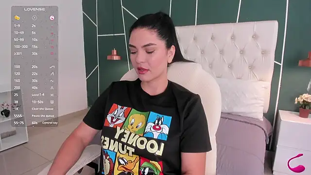 Snapshot of Veronicalanx1 chatting on October 31, 12:17 pm Veronicalanx1 online show from October 31, 12:17 pm