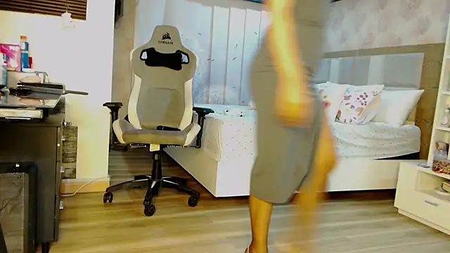 stefializon online show from December 24, 3:27 am